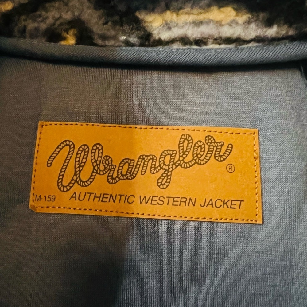 Wrangler Geometric Knit Sweater - Blues and Cream Size Large NWT - Picture 4 of 12